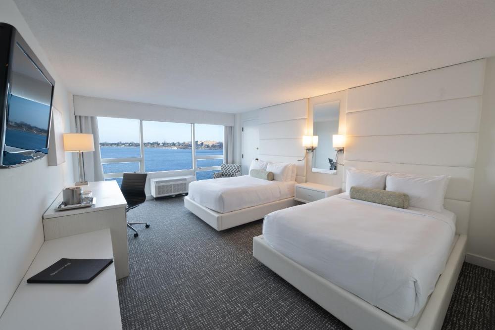 Oyster Point Hotel