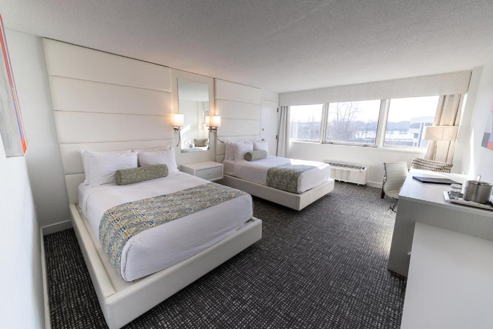 Deluxe Double Room with Two Double Beds interior
